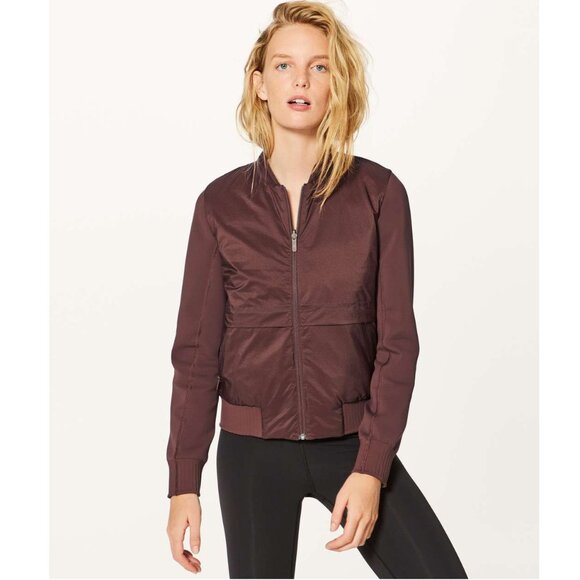 Lululemon Down and Around Bomber Reversible / Size 4 / Dark Cedar Goose Down - Picture 3 of 13